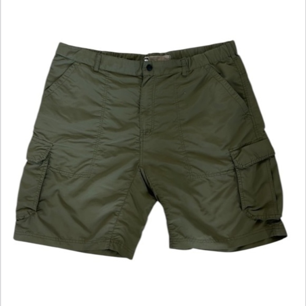 REI men’s size XL nylon shorts